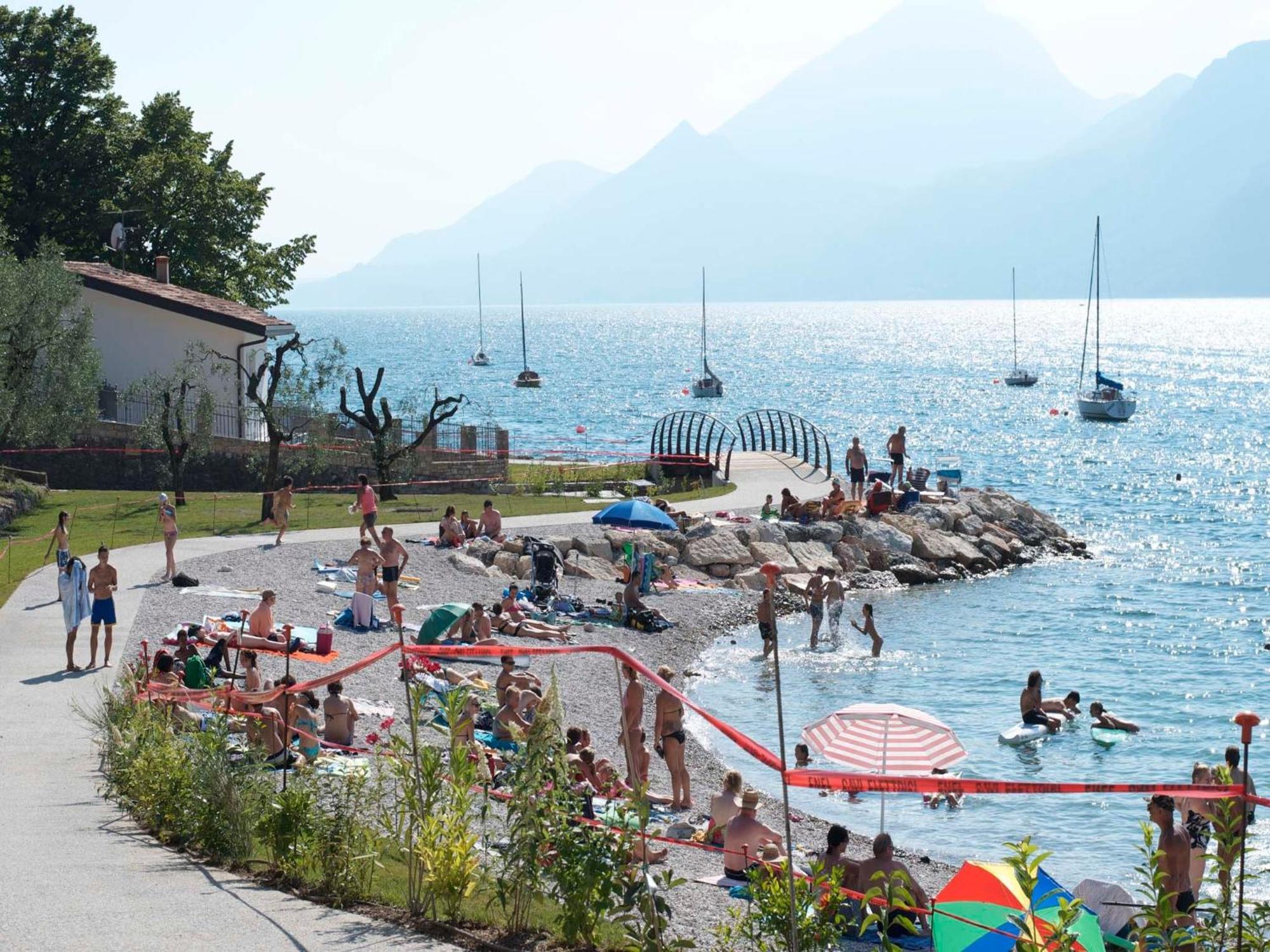 Aquacamp Hotel Brenzone sul Garda Luaran gambar