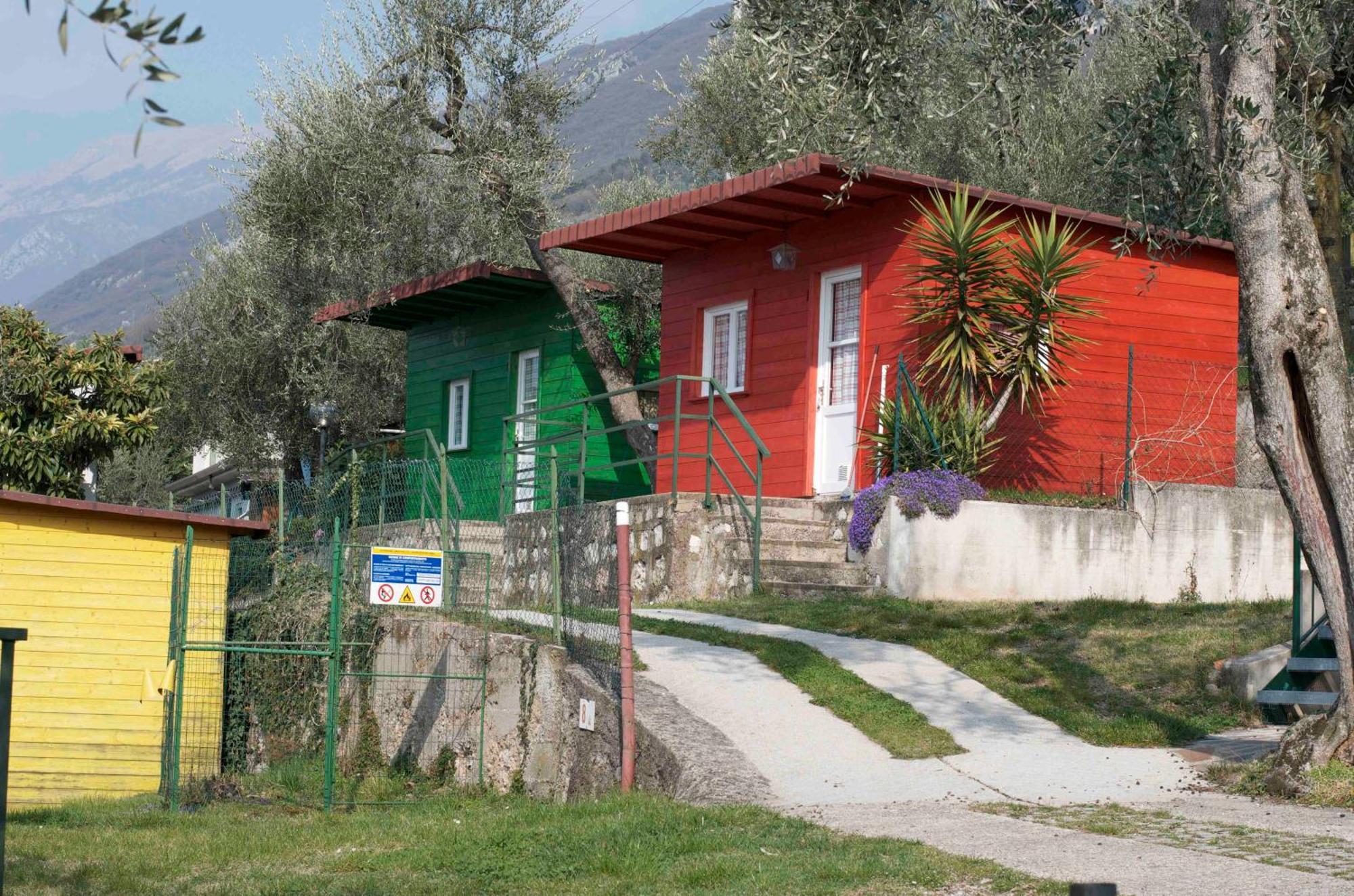 Aquacamp Hotel Brenzone sul Garda Luaran gambar