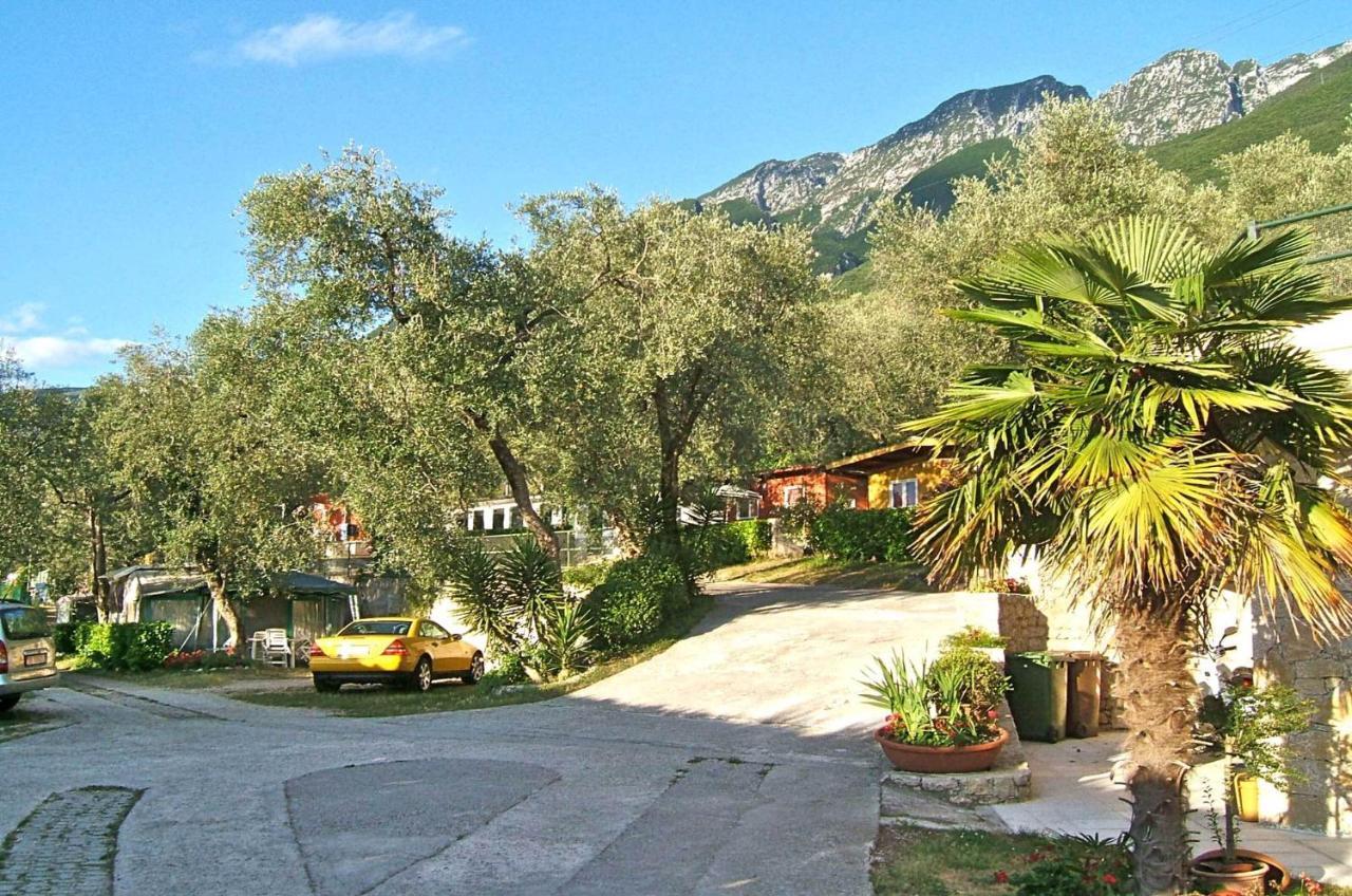 Aquacamp Hotel Brenzone sul Garda Luaran gambar